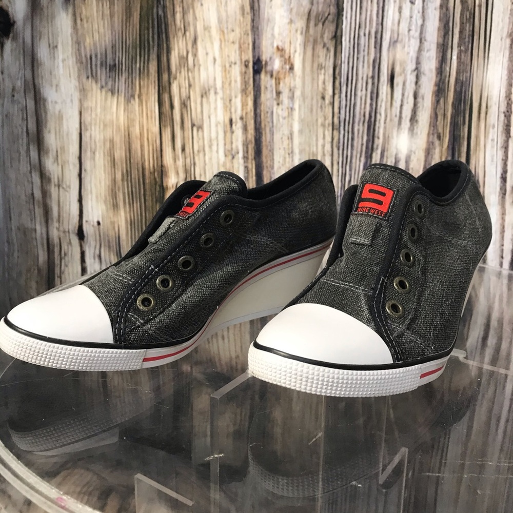 👠Size 7 wedge tennis shoes by 9west